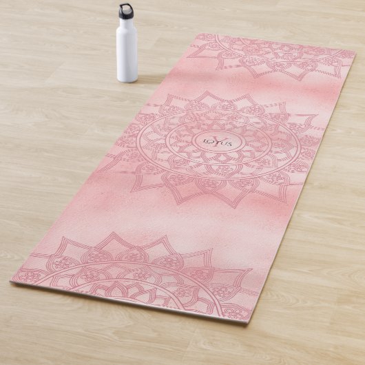 Roos Gold Floral Mandala Monogram Yogamat (In situ)