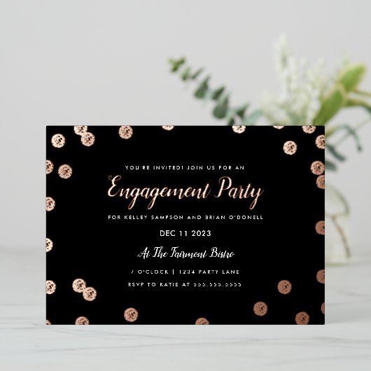 Roos Gold Foil Confetti Engagement Party nodigt ui Folie Uitnodiging (Staand Voorkant)