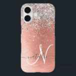 Roos Gold  Girly Silver Glitter Sparkly iPhone 16 Hoesje<br><div class="desc">Pas dit trendy chassis met  zilveren mousserende glitter eenvoudig aan op een roos gouden geborstelde metalen achtergrond.</div>