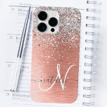 Roos Gold  Girly Silver Glitter Sparkly Case-Mate iPhone 14 Pro Max Hoesje<br><div class="desc">Pas dit trendy chassis met  zilveren mousserende glitter eenvoudig aan op een roos gouden geborstelde metalen achtergrond.</div>