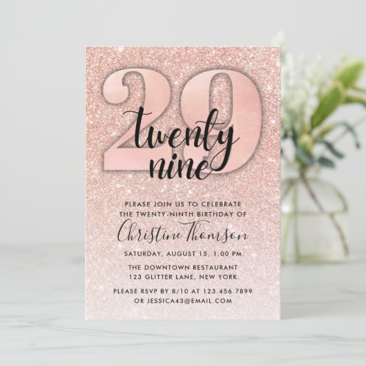 Roos Gold Glitter 29th Birthday Invitation Kaart (Staand voorkant)