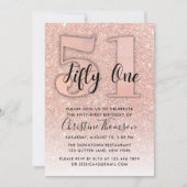 Roos Gold Glitter 51st Birthday Uitnodiging (Voorkant)
