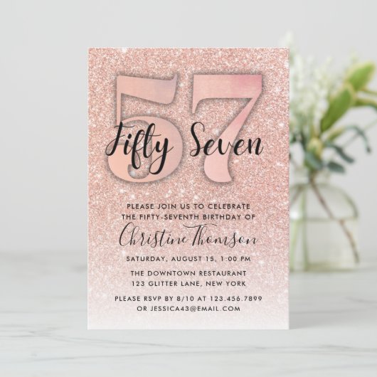 Roos Gold Glitter 57th Birthday Invitation Kaart (Staand voorkant)