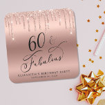 Roos Gold Glitter 60th Birthday Party Kartonnen Onderzetters<br><div class="desc">Chic custom 60th birthday party onderzetter met "60 & Fabulous" in elegante kalligrafie,  een roos gouden faux folie achtergrond en druppelen roos gouden faux glitter. Perfect voor tafeldecor dat gasten mee naar huis kunnen nemen als souvenirfeestje.</div>