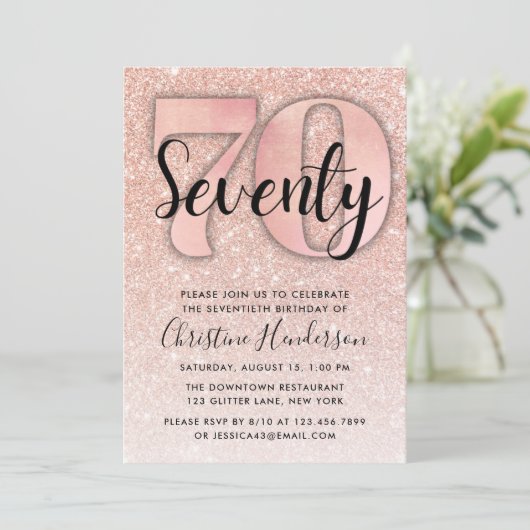 Roos Gold Glitter 70th Birthday Invitation Kaart (Staand voorkant)