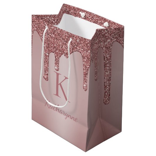 Roos Gold Glitter Drips Glam Sparkle Monogram Medium Cadeauzakje (Voorkant Gekanteld)