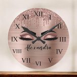 Roos Gold Glitter Sparkle Eyelashes Monogram Naam Grote Klok<br><div class="desc">Rose Gold Faux Foil Metallic Sparkle Glitter Brushed Metal Monogram Name and Initial Eyelashes (Lashes),  Eyelash Extensions and Eyes Blush Pink Decorative Clocks. The design makes the perfect sweet 16 birthday,  wedding,  bridal shower,  verjaarary,  baby shower or bachelorette party gift for someone looking for a trendy cool style.</div>