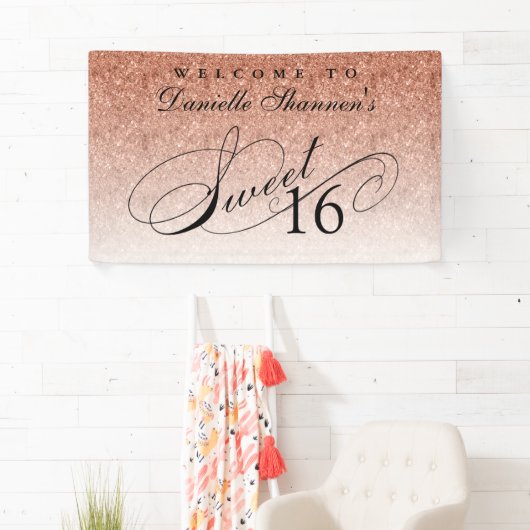 Roos Gold Glitter Sweet 16 Gepersonaliseerd Welkom Spandoek (Insitu)