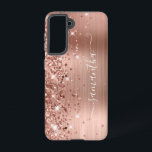 Roos Gold Glittery Folie Girly Signature Samsung Galaxy Hoesje<br><div class="desc">Meisjes faux dun roos goudglitter hoogtepunten aan de linkerkant, over een faux blush en roos goudbruine bladfolie. De moderne handtekening kenmerkt een elegant wit calligrafiedoopvont met decoratieve staarten in een verticaal formaat. Pas de doopvontstijlen aan of verplaats de glinsterende grafiek aan creëer uw eigen telefoontoestel. De extra sparkles, glitter en...</div>