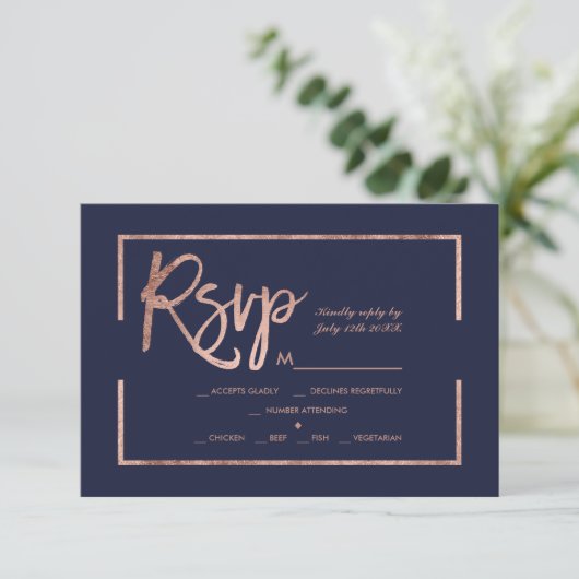 Roos gold lijst script navy blue rsvp bruiloft (Staand voorkant)