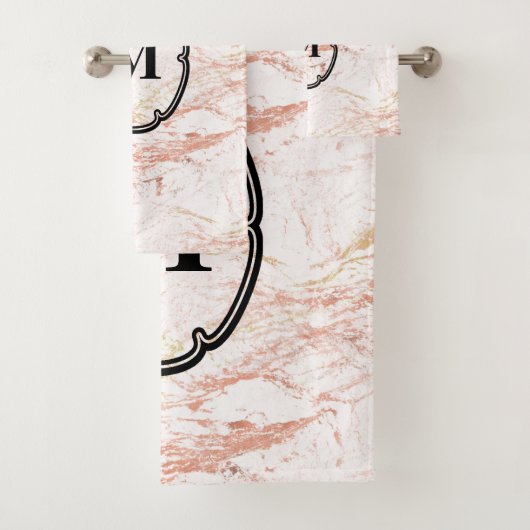 Roos Gold Marble Monogram Bad Handdoek (Insitu)