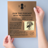Roos Gold Metal Effect, Podcaster, Podcast Flyer (Hand)