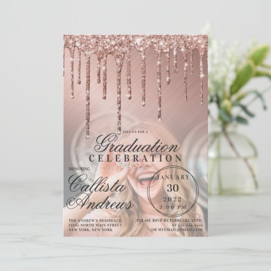 Roos Gold Metallic Glitter Drip Photo Afstuderen Kaart (Staand voorkant)