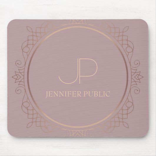 Roos Gold Monogram Moderne Elegant Sjabloon Muismat (Voorkant)