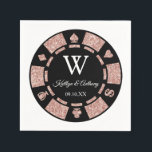 Roos Gold Monogram Poker Chip Casino Wedding Servet<br><div class="desc">Viel in stijl met deze stijlvolle en zeer trendy trouwluiers. Dit ontwerp is gemakkelijk te personaliseren met uw speciale gebeurtenisformulering en uw gasten zullen enthousiast zijn wanneer zij deze geweldige luiers zien.</div>