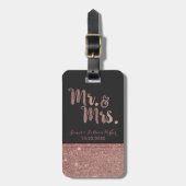 Roos Gold Mr. en Mrs. Glitter Monogram Huwelijk Bagagelabel (Voorkant verticaal)