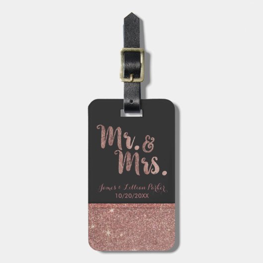 Roos Gold Mr. en Mrs. Glitter Monogram Huwelijk Bagagelabel (Voorkant verticaal)