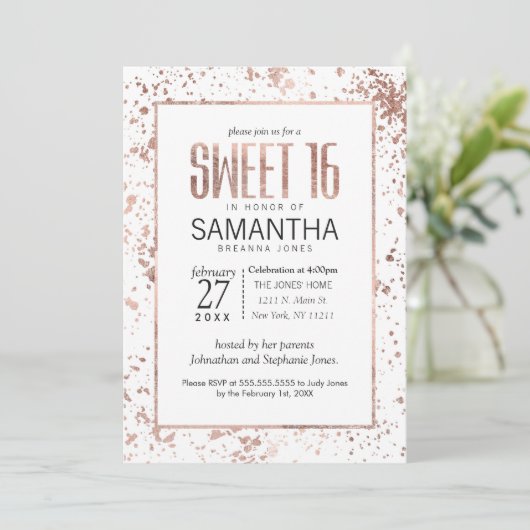 Roos Gold Paint Spletters Sweet 16 Uitnodigingen (Staand voorkant)
