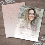 Roos Gold Photo Overlay Quinceañera Save the Date<br><div class="desc">Sparen de 15de uitnodiging van Quinceañera van de Datum het zoete citaat van een douanefoto troebel roze roze roze rozen goudglitter ombre nodigt sjabloon uit die gemakkelijk te personaliseren is. Om resize en uw foto te plaatsen,  klik op de knoop "AANPASSEN IT".</div>