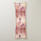 Roos Gold Shimmer Mermaid Scale Patroon Lichaamskussen (Achterkant (Verticaal))