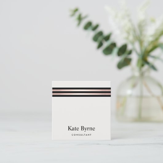 Roos Gold Striped Moderne Professional Vierkante Visitekaartje (Staand voorkant)