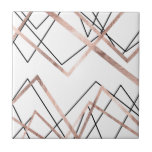 Roos Gold White lineaire driehoek Abstract patroon Tegeltje<br><div class="desc">Dit chic en elegant faux roos goud, zwart, en witte lineaire driehoek abstract patroon is perfect voor de trendy en stijlvolle vrouw. De moderne en modieuze gedrukte tekst is geweldig voor vele geschenken en gelegenheden. Geniet van dit gedurfde en hedendaagse ontwerp voor uw volgende aankoop; voor jezelf, je vrienden of...</div>