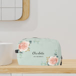 Roos Goud Bloemen Salie Groen Bruidsmeisje Toilettasje<br><div class="desc">Een groene achtergrond. Versierd met waterkleurige rozen gouden rozen,  eucalyptusgroen en gouden takjes. Personaliseer en voeg de naam van uw bruidsmeisje toe.</div>