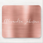 Roos Goud - Roze Folie Modern Girly Muismat<br><div class="desc">Blush Pink - Roos Gouden Metallic Folie Girly Kantoor Business Mousepad met witte lettertypografie voor de monogram signatuur. De Monogrammed Roos Gold Faux Folie Muismat kan worden aangepast met jouw naam. Neem contact op met de ontwerper voor aangepaste overeenkomende items.</div>