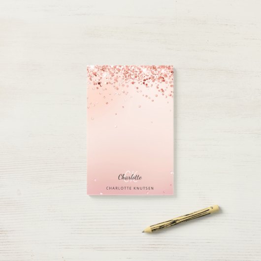 Roos goudbruin roze glitter monogram post-it® notes (Op bureau)