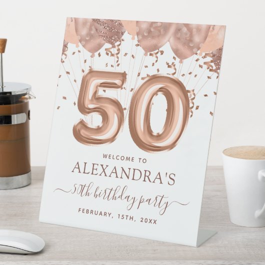 Roos gouden ballonnen 50ste verjaardagsfeestje reclamebord met voetstuk (Insitu)