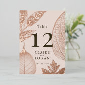 Roos Gouden Bladeren Roze Beige Trouwtafel Nummer Folie Uitnodiging (Staand Voorkant)