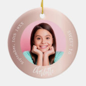 Roos gouden blos aangepaste foto Sweet 16 Keramisch Ornament (Achterkant)