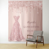 Roos gouden druppels roze jurk Quinceanera Wandkleed (In situ)