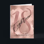 Roos Gouden Faux Folie 18e Verjaardag Kaart<br><div class="desc">Chique,  trendy 18e verjaardagskaart. Het ontwerp is voorzien van roos gouden sprankelende achtergrond en penseelstreek in helderder roos gouden kleur,  nummer 18 en typografie script achttien in vet zwart belettering. Personaliseer met uw bericht aan de binnenkant en de naam op de voorkant van de kaart.</div>