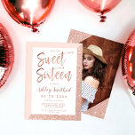 Roos gouden glitter blush roze foto lief zestien kaart<br><div class="desc">Maak je klaar om in stijl te vieren met ons Roos Gold Glitter Lijst Blush Pink Sweet 16 Birthday Party! Dit chique ontwerp heeft een glamoureus rozen gouden glitter lijst en delicate blush roze accenten. De penseelscripttypografie met elegante kalligrafie voegt een vleugje verfijning toe, waardoor het de perfecte keuze is...</div>