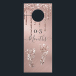Roos Gouden Glitter Druppelt Voeten Baby Kastenver Deurhanger<br><div class="desc">Deze elegante en luxueuze baby closet organizer deler hanger is perfect voor de glamoureuze sfeer. Het beschikt over faux geprinte sprankelende rozen gouden glitter druppels en voetafdrukken op de top van rozen gouden geborstelde metalen achtergrond. Het is een modern, chique, en uniek ontwerp en concept waarmee je de kleding van...</div>