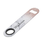 Roos Gouden Glitter Look Monogram Marmeren Fles Speed Flessenopener (Achterkant Gekanteld)