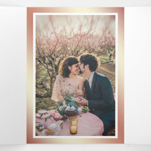 Roos Gouden Glitter Roze Marmeren Fotobruiloft Drieluik Uitnodiging (Binnenkant midden)