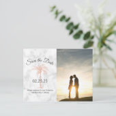 Roos gouden palmboom marmer bruiloft opslaan datum aankondigingskaart (Staand voorkant)