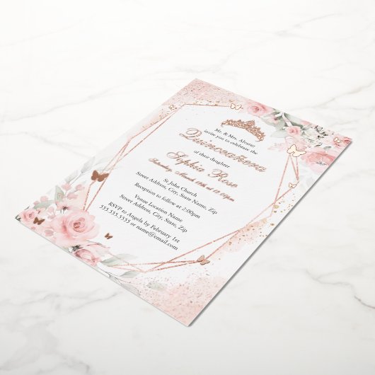 Roos Gouden Roze Blush Vlinder Bloemen Quinceanera Folie Uitnodiging (Gedraaid)