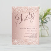 Roos gouden script elegante confetti 60e verjaarda kaart (Staand voorkant)