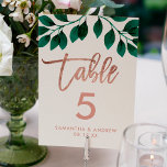 Roos gouden script groen bladwitte tabelnummer kaart<br><div class="desc">Roos goudschrift groen blad witte trouwtafel met elegant faux roos gold typografie met waterverf groene bladbladerbladeren op wit beton,  ideaal voor industriële kerkelijke bruiloft</div>
