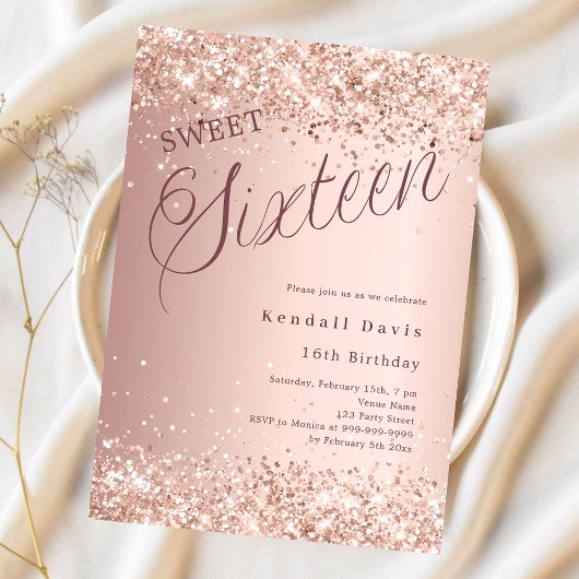 Roos gouden script modern budget Sweet 16 uitnodig