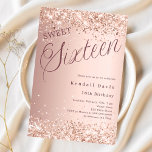 Roos gouden script modern Sweet 16 Kaart<br><div class="desc">Een moderne Sweet 16 uitnodiging. Roos gouden gradiënt achtergrond en het woord Zestien geschreven met grote letters. Versierd met faux sparkles,  confetti. Personaliseer en voeg een naam en feestdetails toe.</div>