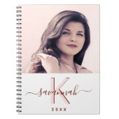 Roos gouden witte monogram notitieboek (Voorkant)