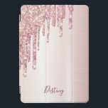 Roos goudglitter druppelt naam iPad pro cover<br><div class="desc">Een elegant,  gaasje en glansband. Faux roos goud en roze glitterdrip,  verfdruppelaar. Chic roos goud ombre faux metallische achtergrond. De jouw naam van het tussenvoegsel,  die met een modern handgeschreven stijlmanuscript wordt geschreven. Donkere roos gouden kleurletters.</div>