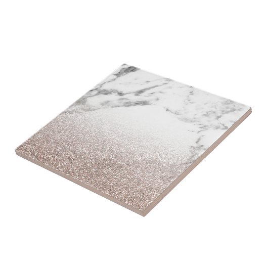 Roos goudglitter op marmer tegeltje (Zijkant)