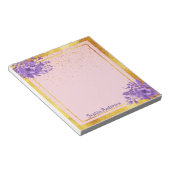 Roos goudhoudende paarse floraals notitieblok (Schuin)