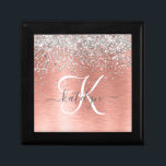 Roos goudpenseel Glitter Monogram Cadeaudoosje<br><div class="desc">Pas dit trendy cadeaudoosontwerp met  zilveren mousserende glitter eenvoudig aan op een roos gouden geborstelde metalen achtergrond.</div>