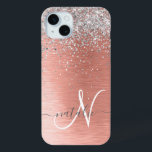 Roos goudpenseel Glitter Monogram iPhone 15 Mini Hoesje<br><div class="desc">Pas deze trendy telefoonbehuizing met  zilveren mousserende glitter op een roos gouden geborstelde metalen achtergrond eenvoudig aan.</div>